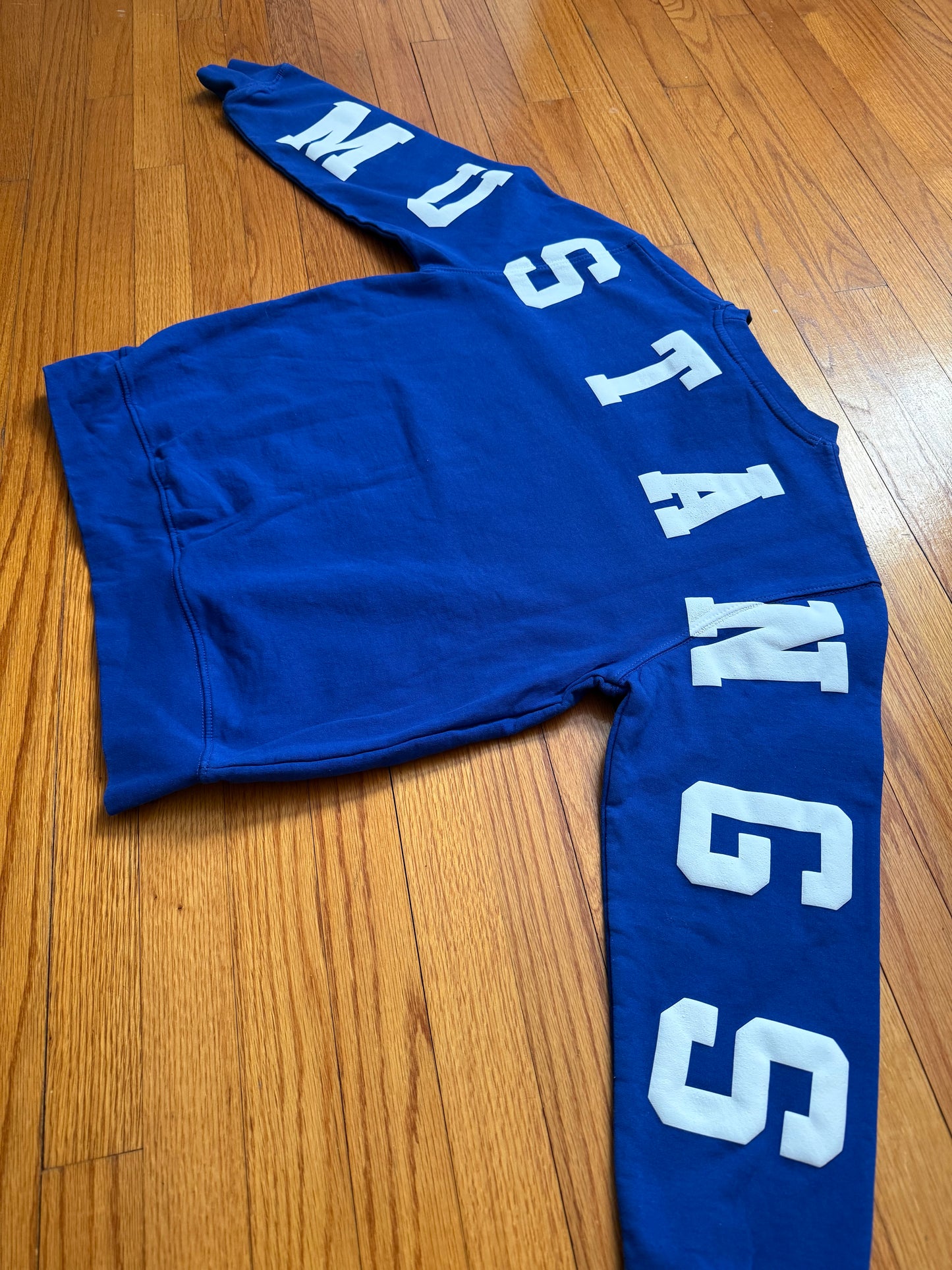 BIG BACK CREWNECK - MT. MARKHAM MUSTANGS